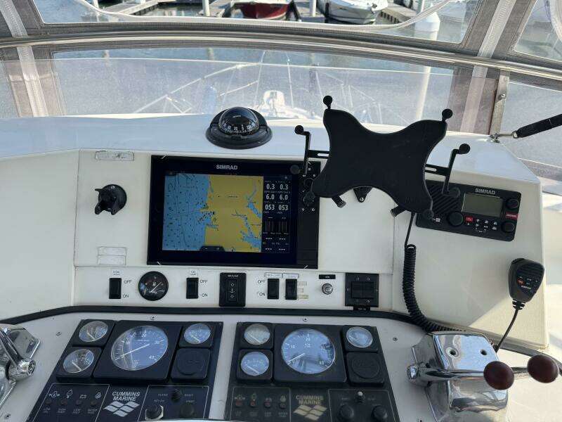 Andiamo 43ft Marine Trader Yacht For Sale