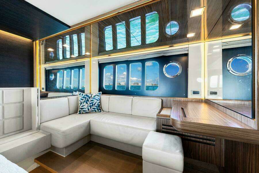 2018 Absolute 60 Flybridge 'Mama's House'