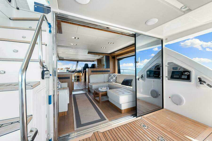 2018 Absolute 60 Flybridge 'Mama's House'