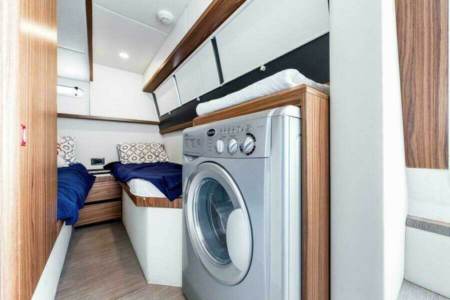 2018 Absolute 60 Flybridge 'Mama's House'