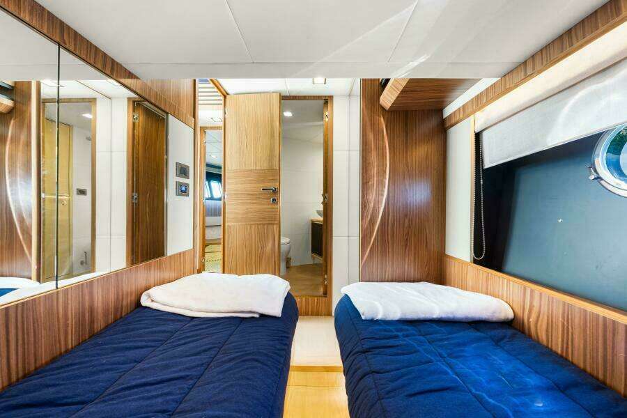 2018 Absolute 60 Flybridge 'Mama's House'