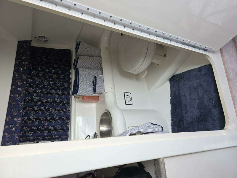 Hats Off 33ft Formula Yacht For Sale