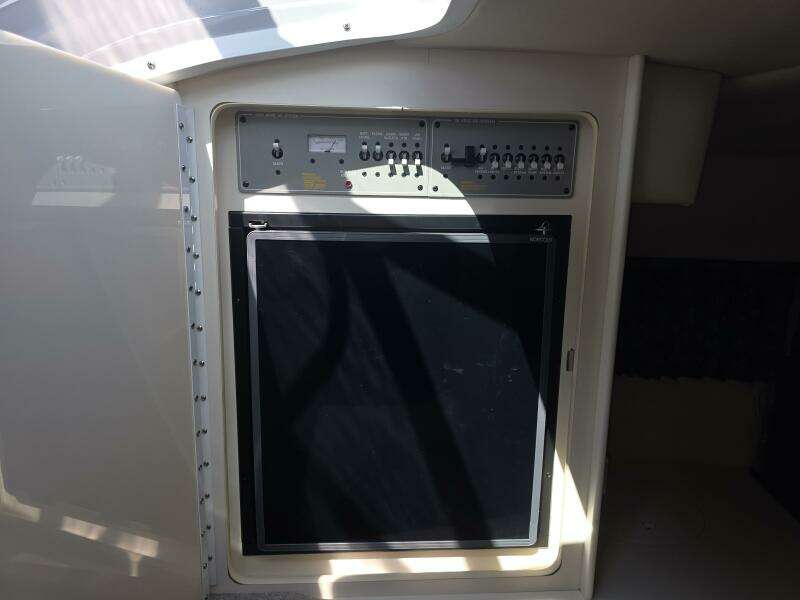 Hats Off 33ft Formula Yacht For Sale