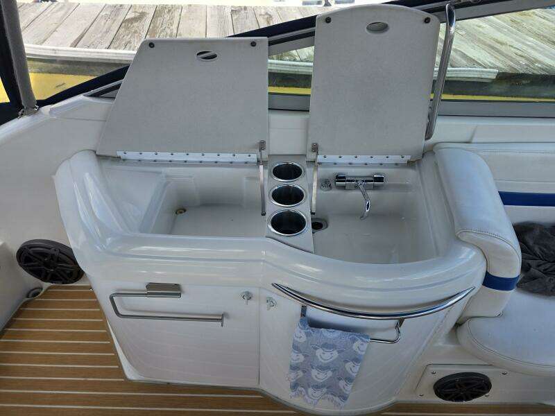 Hats Off 33ft Formula Yacht For Sale