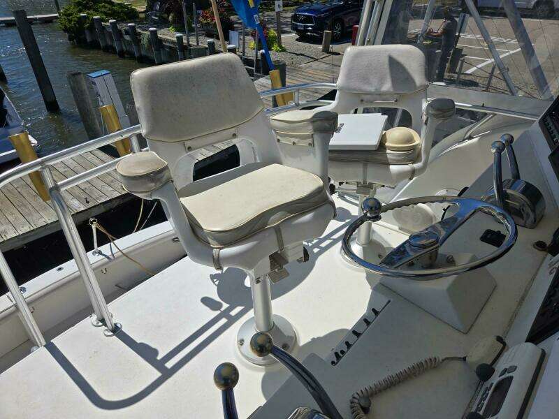 STRIKE ZONE 35ft Egg Harbor Yacht For Sale