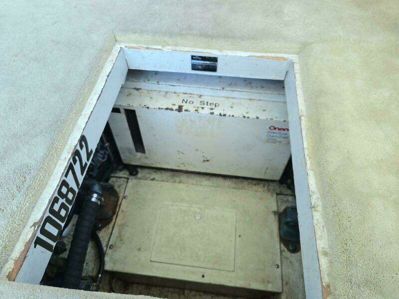 STRIKE ZONE 35ft Egg Harbor Yacht For Sale