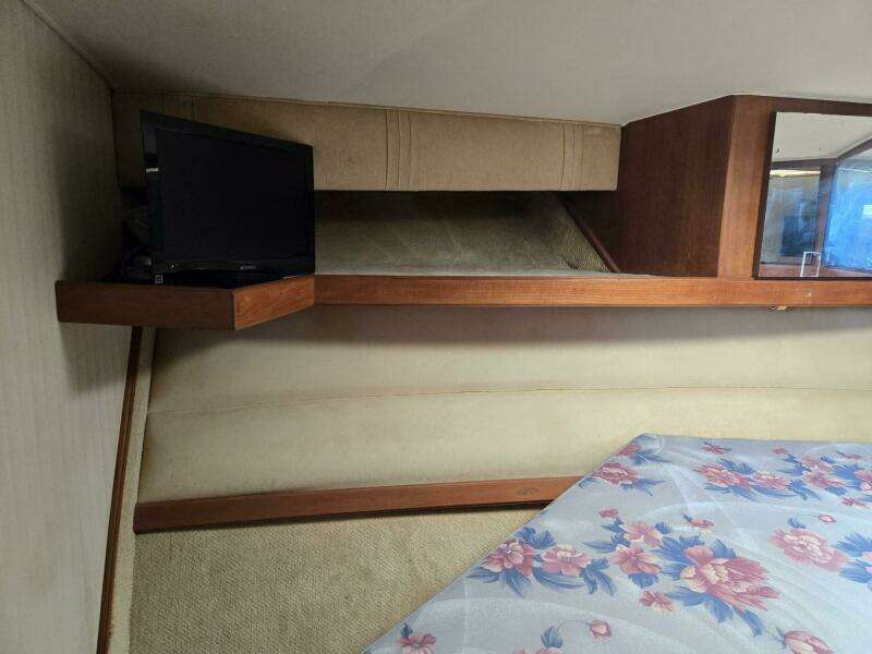 STRIKE ZONE 35ft Egg Harbor Yacht For Sale