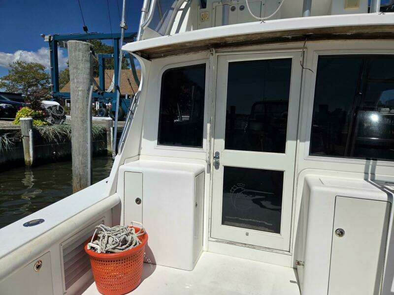 STRIKE ZONE 35ft Egg Harbor Yacht For Sale