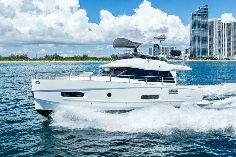 ROMA  43ft Azimut Yacht For Sale