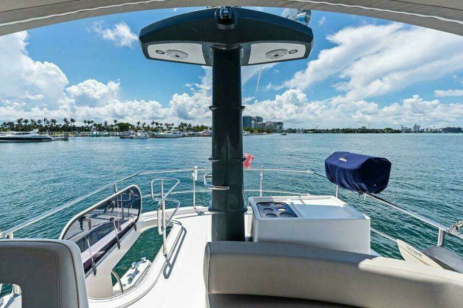 ROMA  43ft Azimut Yacht For Sale