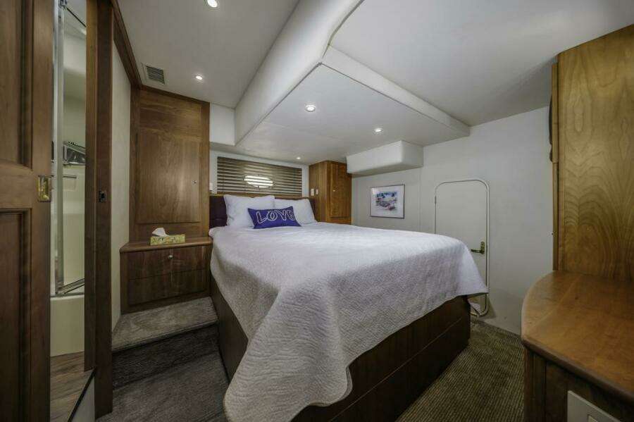 Just Joyce 47ft Silverton Yacht For Sale
