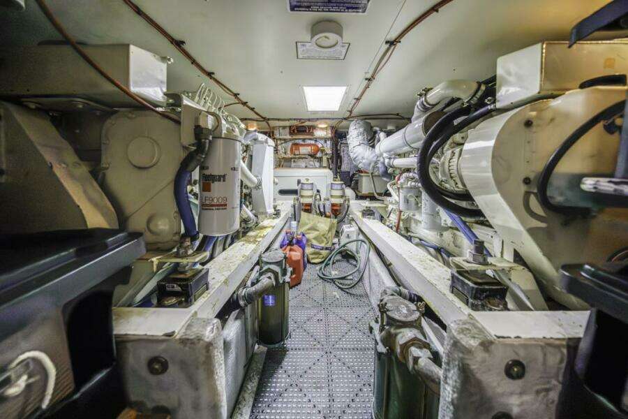 Just Joyce 47ft Silverton Yacht For Sale