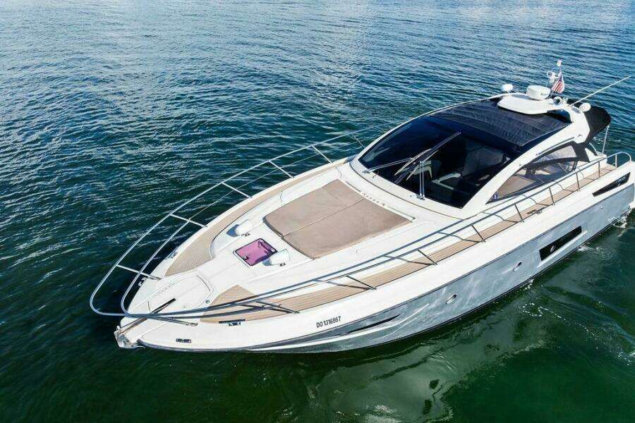 28ft Azimut Yacht For Sale