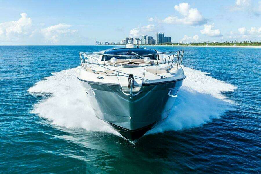 28ft Azimut Yacht For Sale