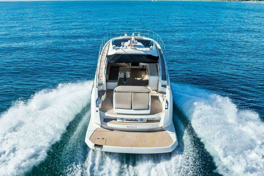 28ft Azimut Yacht For Sale