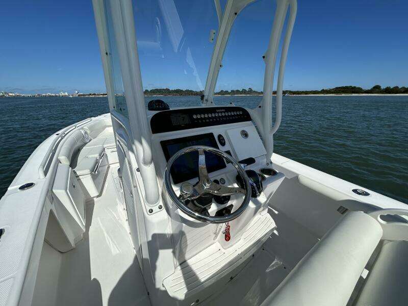 24ft Everglades Yacht For Sale