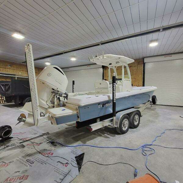 24ft Everglades Yacht For Sale