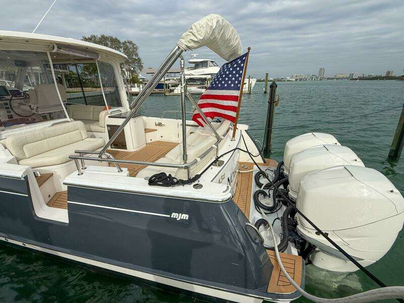 Noble Grace 43ft MJM Yacht For Sale