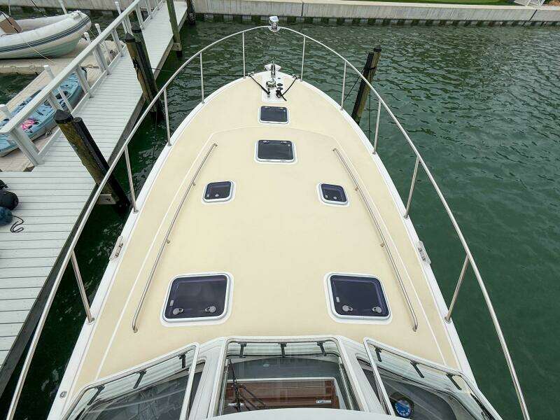 Noble Grace 43ft MJM Yacht For Sale