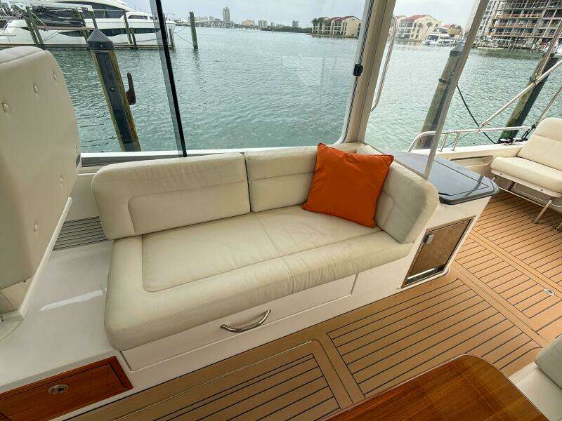 Noble Grace 43ft MJM Yacht For Sale