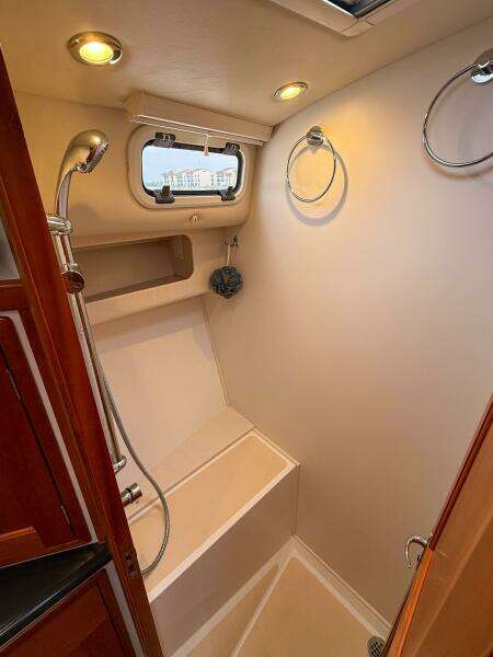 Noble Grace 43ft MJM Yacht For Sale