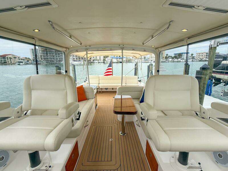 Noble Grace 43ft MJM Yacht For Sale