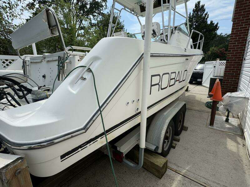 26ft Robalo Yacht For Sale