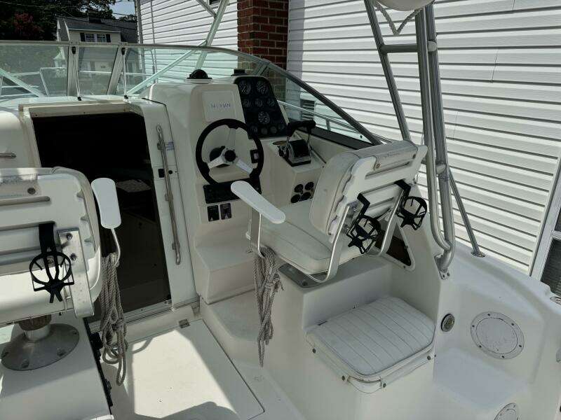 26ft Robalo Yacht For Sale