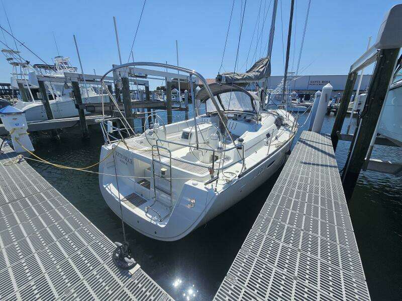 Sotto Voce 43ft Beneteau Yacht For Sale
