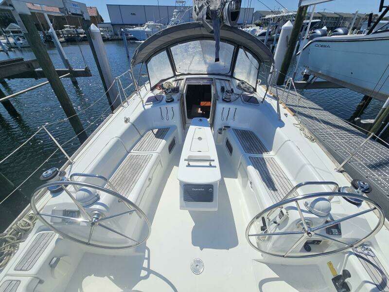 Sotto Voce 43ft Beneteau Yacht For Sale