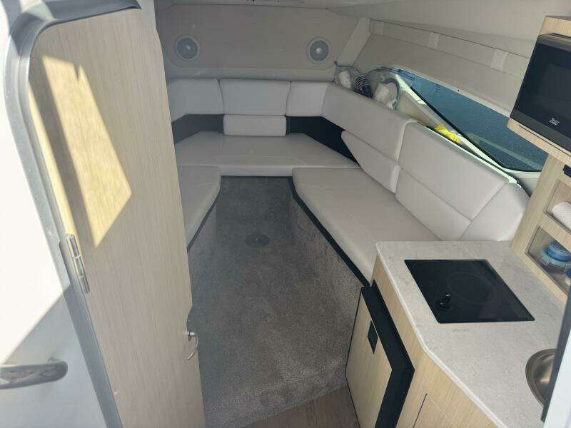 26ft Regal Yacht For Sale