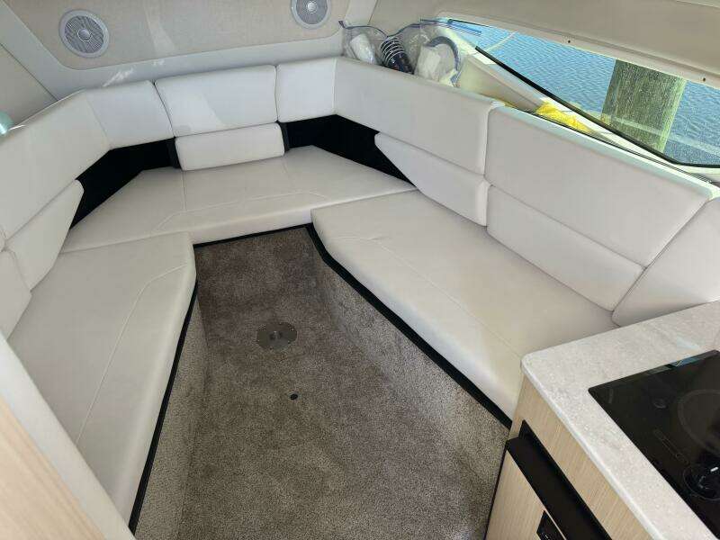 26ft Regal Yacht For Sale