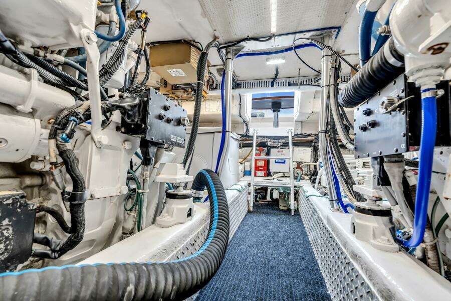 Live Wire 48ft Ocean Yachts Yacht For Sale