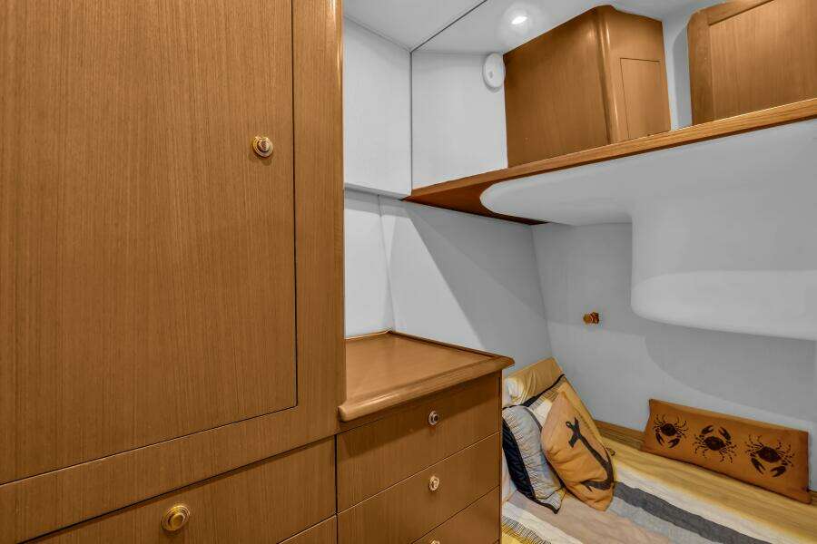 Live Wire 48ft Ocean Yachts Yacht For Sale