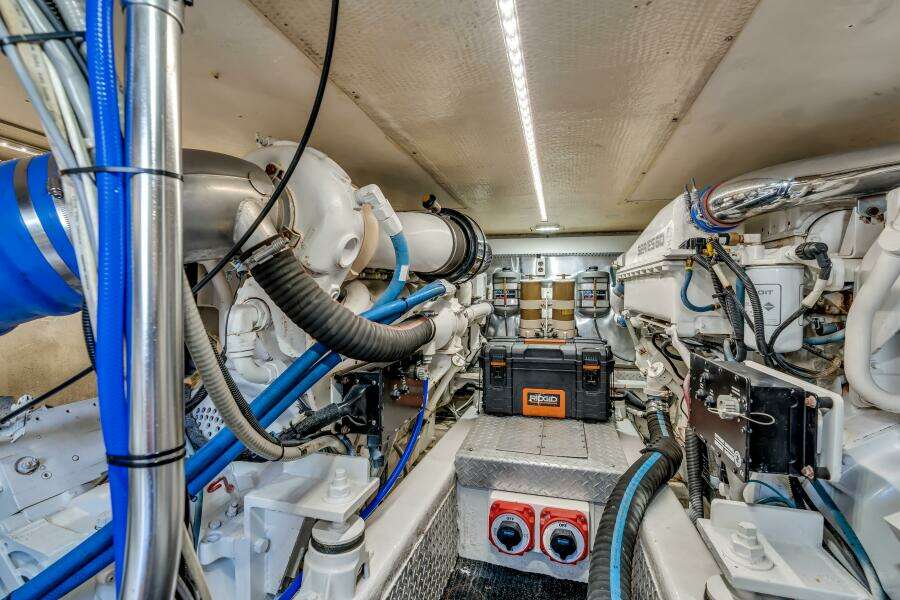 Live Wire 48ft Ocean Yachts Yacht For Sale