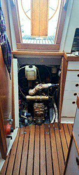 Hope and Glory 33ft Nonsuch Yacht For Sale