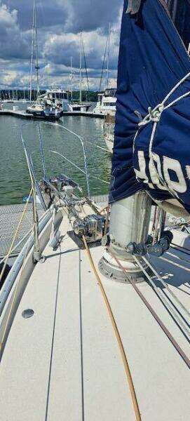 Hope and Glory 33ft Nonsuch Yacht For Sale