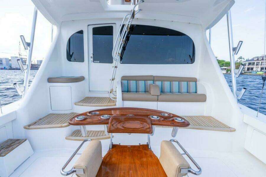 2015 Viking 66 No Collars - Cockpit