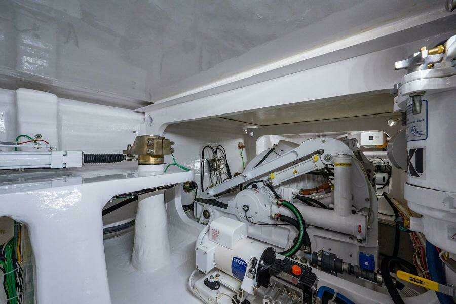 Starboard Rudder Room
