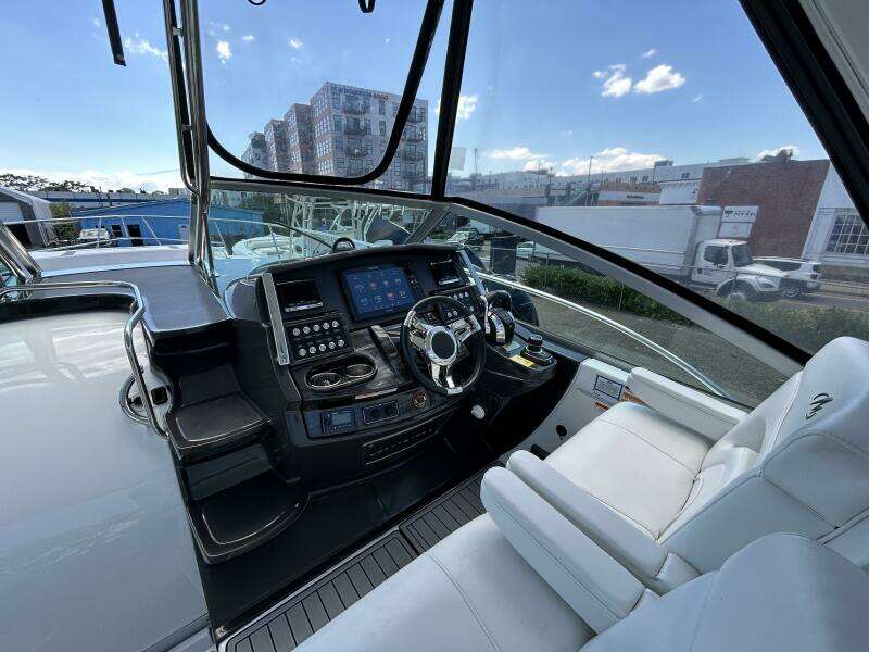 35ft Monterey Yacht For Sale