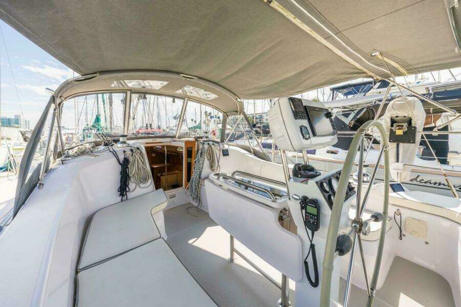 Nina Mia 38ft Catalina Yacht For Sale Nina Mia 38ft Catalina Yacht For Sale