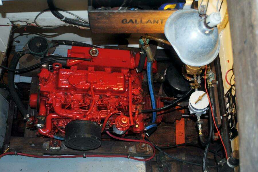 Schr Gallant engine