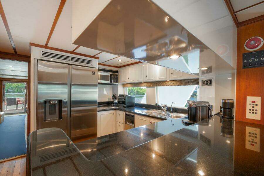 Boxes II 87ft Hargrave Yacht For Sale