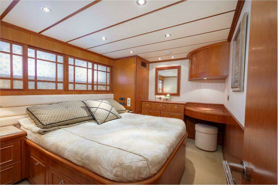 Boxes II 87ft Hargrave Yacht For Sale
