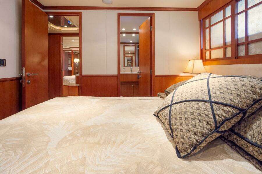 Boxes II 87ft Hargrave Yacht For Sale