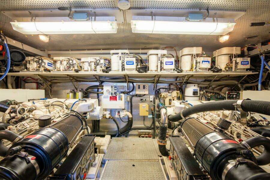 Boxes II 87ft Hargrave Yacht For Sale