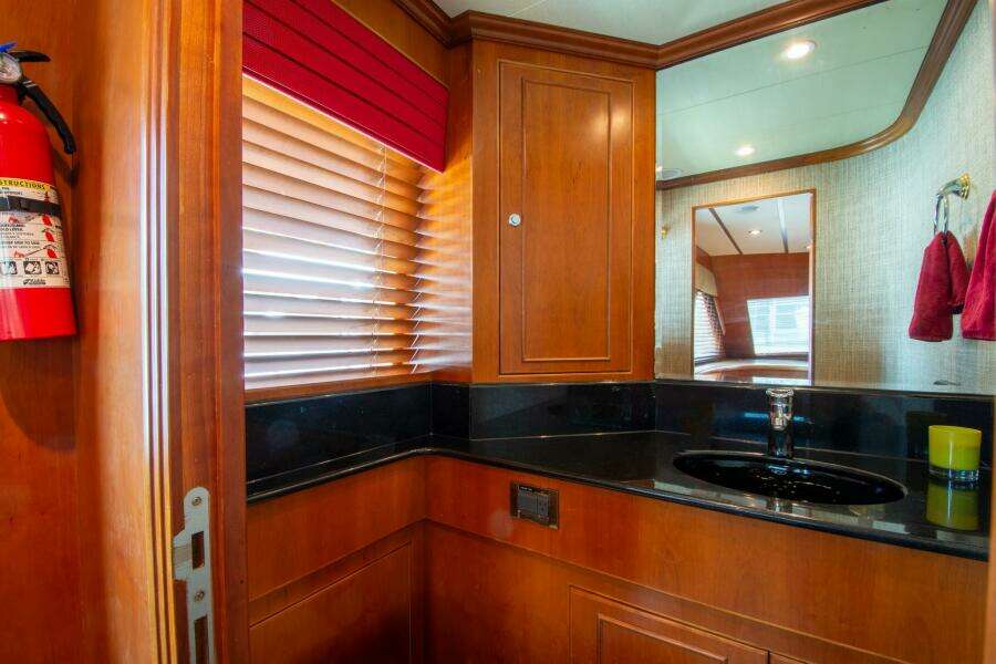 Boxes II 87ft Hargrave Yacht For Sale