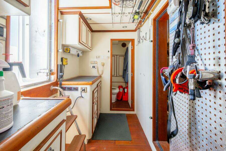 Boxes II 87ft Hargrave Yacht For Sale