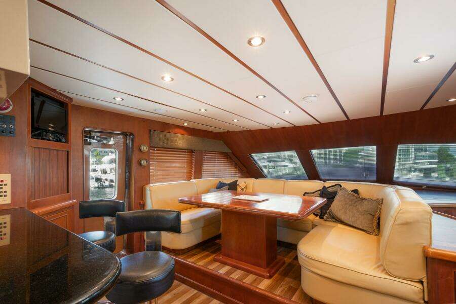Boxes II 87ft Hargrave Yacht For Sale