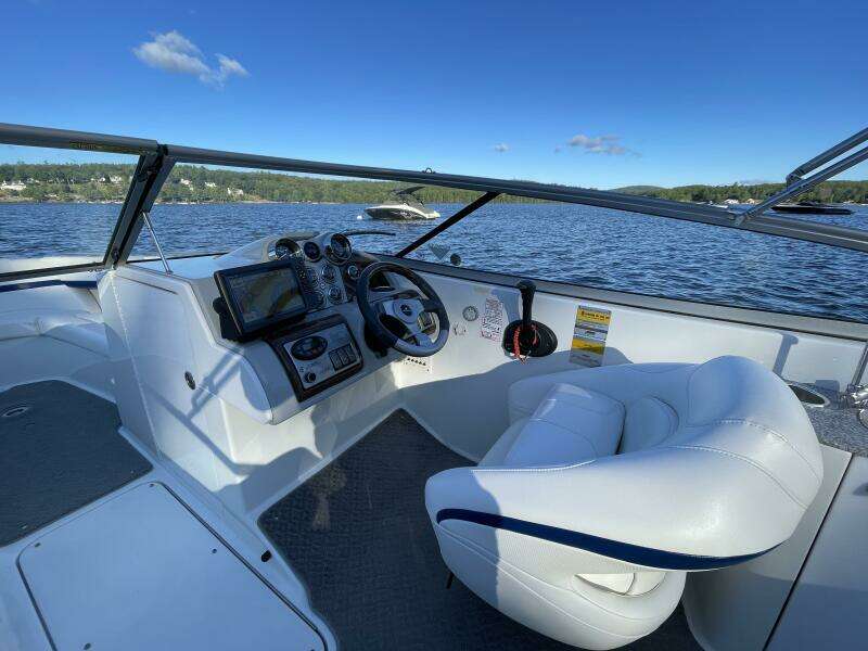 24ft Formula Yacht For Sale